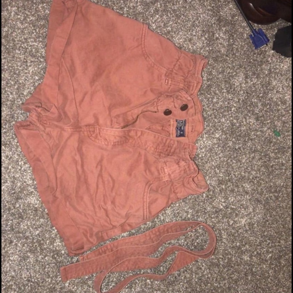 New Abercrombie paper bag shorts with belt